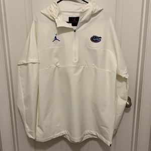 Gators 🐊 Jordan Hooded Half Zip Jacket. Some damage on inner collar from iron